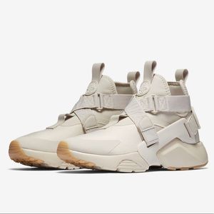 nike huarache city girls